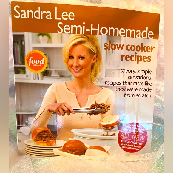 Sandra Lee Cookbook - Picture 1 of 2
